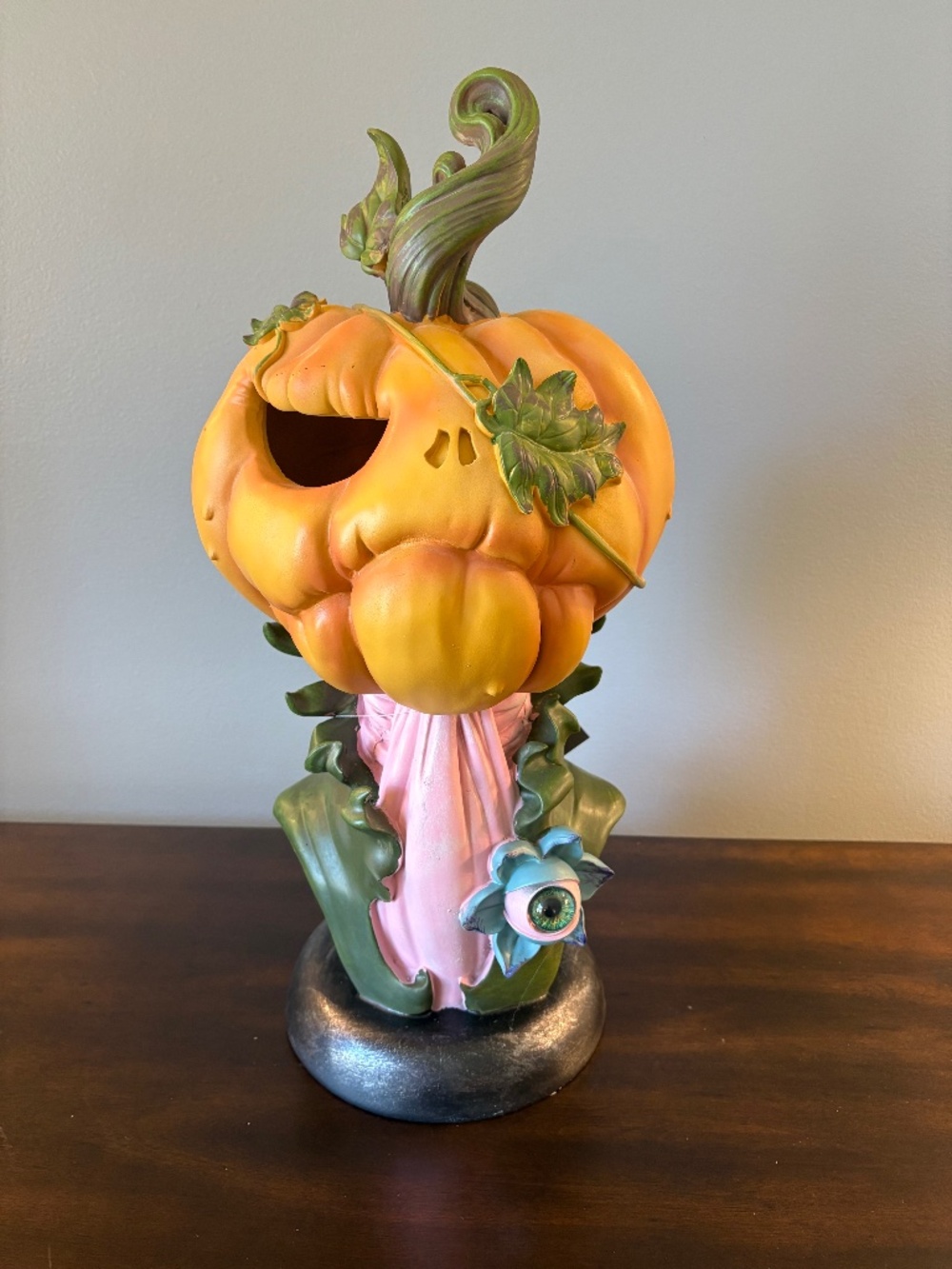 VIRAL HALLOW HOME Halloween Pumpkin Head Bust Eyeball Decor Sculpture